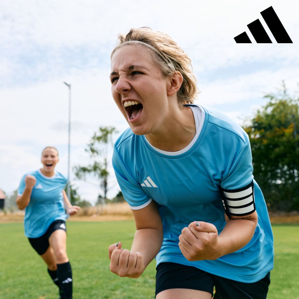Adidas Fußballerin