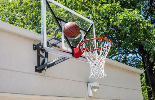 Goaliath GoTek 54 Basketballkorb mit Brett