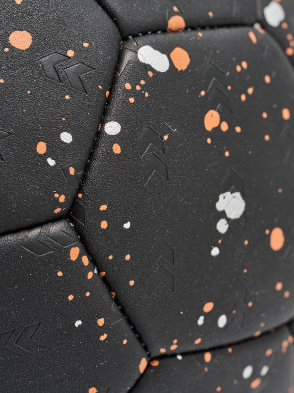 Hummel Handball Classic Energizer Blaze schwarz/orange Gr. 0, 1, 2, 3 Nahaufnahme Hummel Handball Classic Energizer Blaze schwarz/orange Gr. 0, 1, 2, 3 Nahaufnahme
