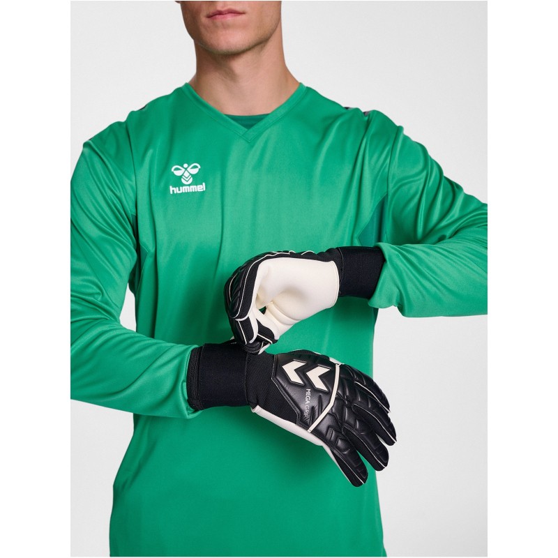 Hummel Torwarthandschuhe hmlGK Mega Grip schwarz/weiß Hummel Torwarthandschuhe hmlGK Mega Grip schwarz/weiß